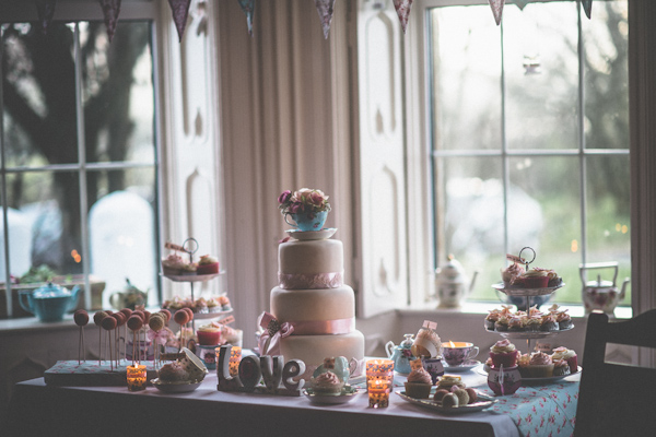 homemade wedding on the coast of Ireland, photo by Savo Photography | via junebugweddings.com homemade wedding on the coast of Ireland, photo by Savo Photography | via junebugweddings.com
