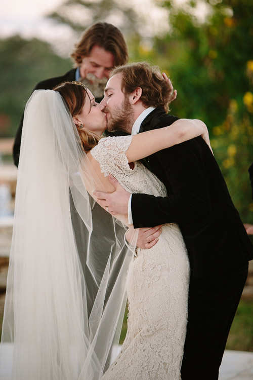 rustic wedding in Austin, Texas at the Memory Lane Event Center, photos by Caroline + Ben Photography | via junebugweddings.com rustic wedding in Austin, Texas at the Memory Lane Event Center, photos by Caroline + Ben Photography | via junebugweddings.com
