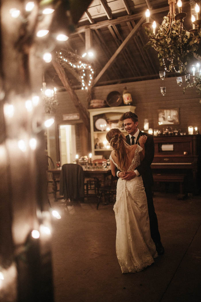glitzy-rustic-diy-wedding-in-oxnard-california-hanna-photography-18