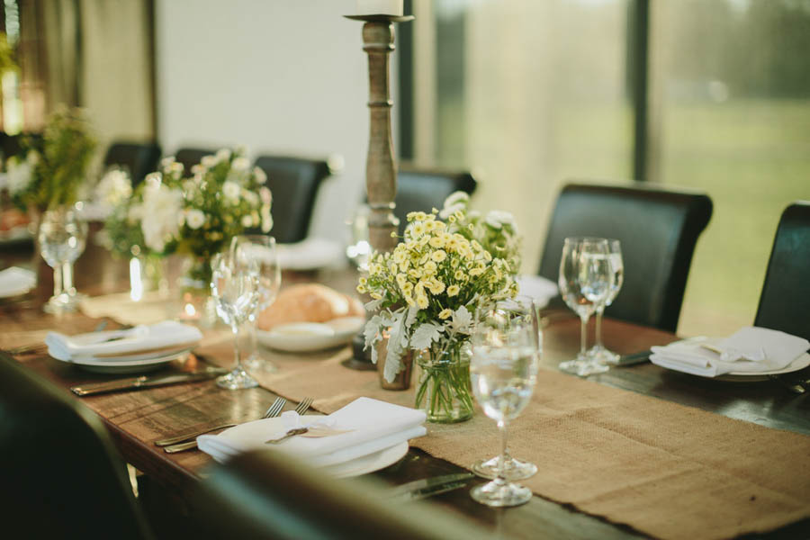 Converted-Barn-Wedding-at-the-Stones-of-the-Yarra-Valley-Darin-Collinson-Photography (13 of 26)