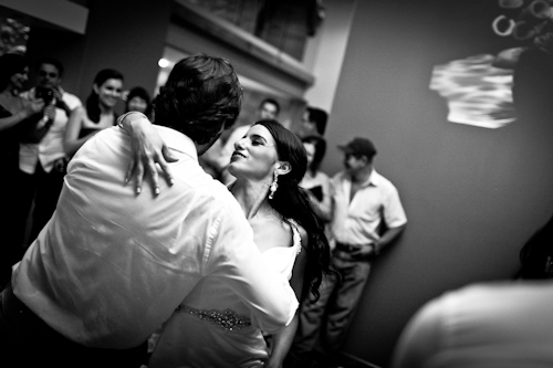 wedding at Punto De Vista with photos by A Brit and a Blonde | junebugweddings.com wedding at Punto De Vista with photos by A Brit and a Blonde | junebugweddings.com