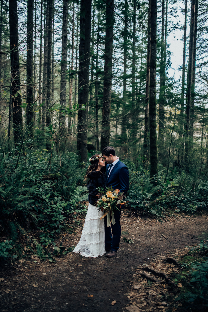 lush-rattlesnake-ridge-elopement-3