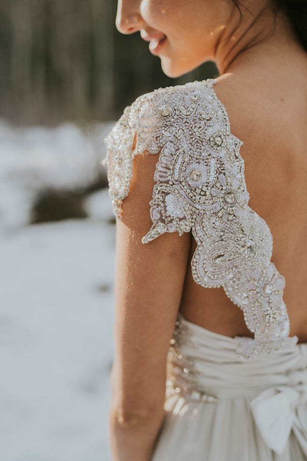 Winter-Mountain-Elopement-Banff-National-Park-15