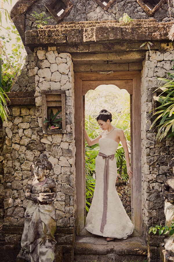 wedding in Bali at Alila Villas Uluwatu, photo by Marcus Bell of Studio Impressions | junebugweddings.com wedding in Bali at Alila Villas Uluwatu, photo by Marcus Bell of Studio Impressions | junebugweddings.com