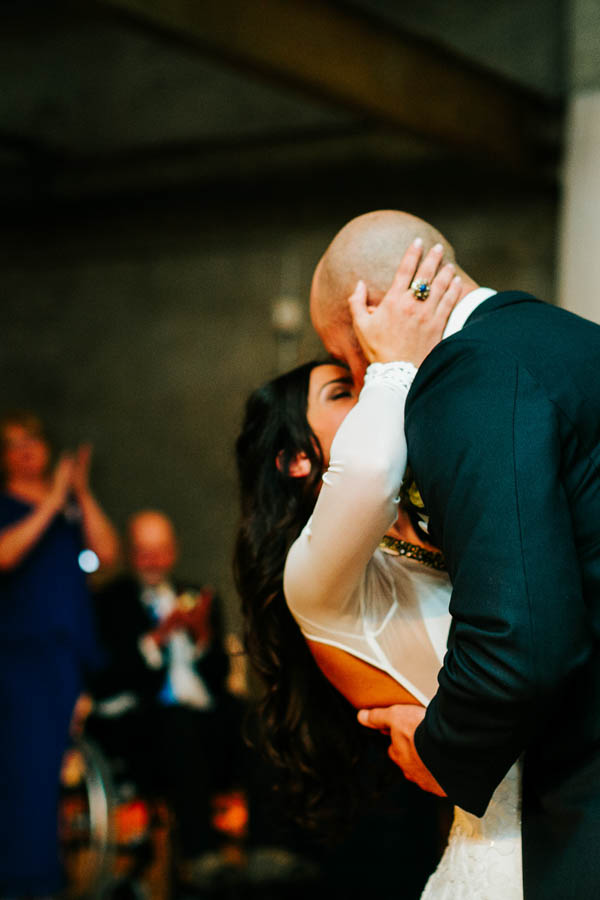 Pennsylvania-Couple-Made-Their-Front-Palmer-Wedding-Their-Own-7