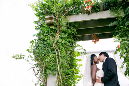 elegant Newport, Rhode Island wedding photographed by Mikhail Glabets Photography | via junebugweddings.com elegant Newport, Rhode Island wedding photographed by Mikhail Glabets Photography | via junebugweddings.com