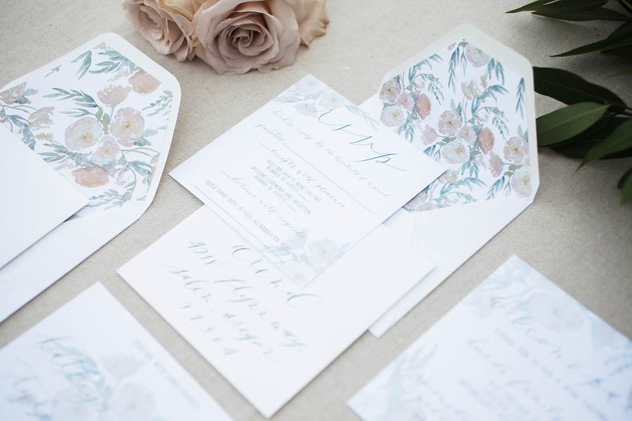 Romantic-Columbia-Gorge-Wedding-Inspiration-Angela-Shae (3 of 24)
