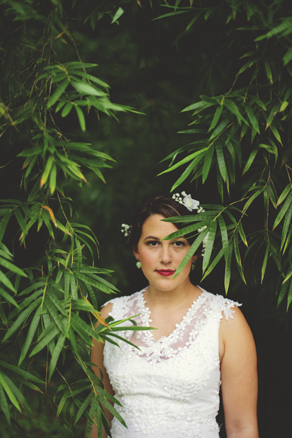 rain on wedding day at Glen Venue, Florida, photo by Jason Mize | via junebugweddings.com rain on wedding day at Glen Venue, Florida, photo by Jason Mize | via junebugweddings.com