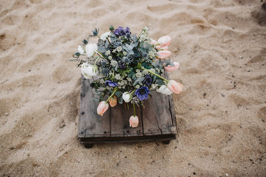 Ethereal-Barcelona-Beach-Wedding-Inspiration-3