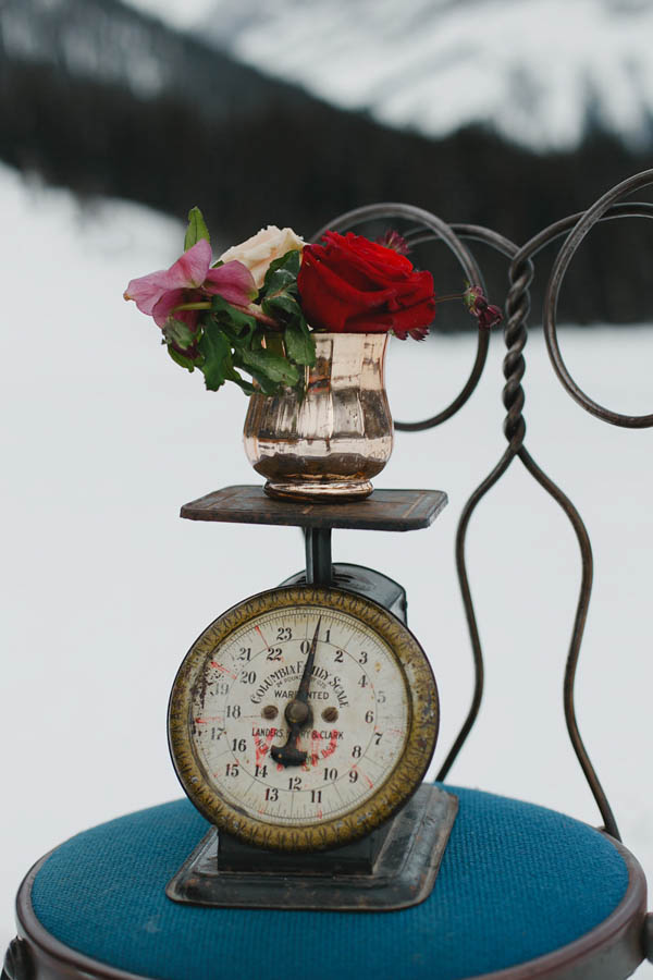 Passionate-Winter-Elopement-Inspiration-at-Emerald-Lake-Lolo-Nola-Photography-13