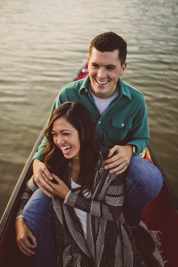 Mountain-Backdrop-Engagement-Photos-at-Sparks-Lake-Natalie-Puls-Photography-7