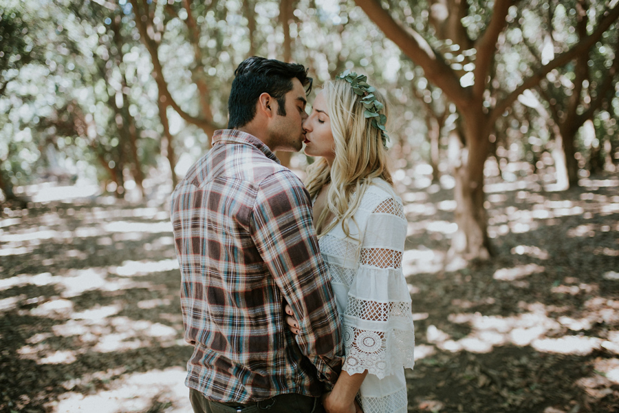 cuties-took-dip-waterfall-hawaii-engagement-photos-6