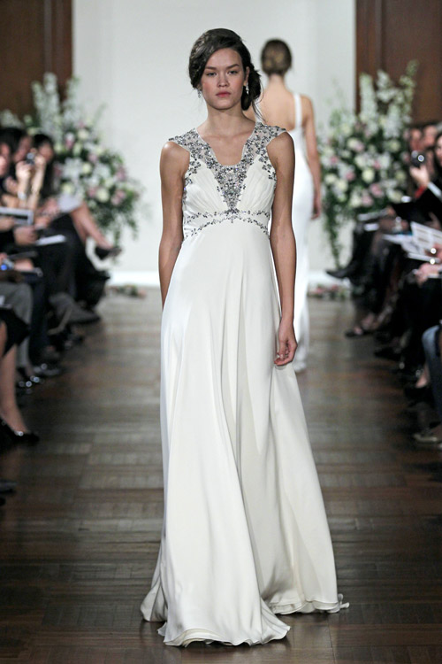 Vintage inspired wedding dress from Jenny Packham | via junebugweddings.com Vintage inspired wedding dress from Jenny Packham | via junebugweddings.com