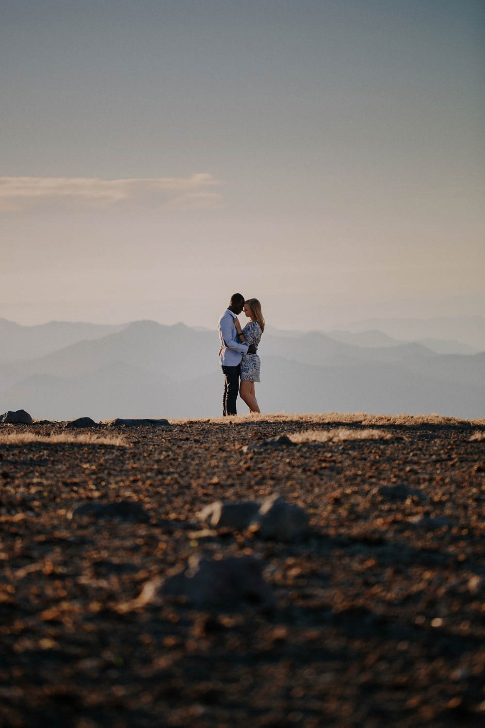 Stylish-Mountain-Engagement-at-Mount-Rainier-National-Park-Robert-J-Hill-Photography (14 of 22)