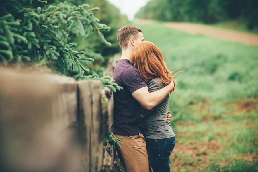Casual-Engagement-Session-Canoeing-in-Alberta-Tricia-Victoria-Photography (17 of 23)