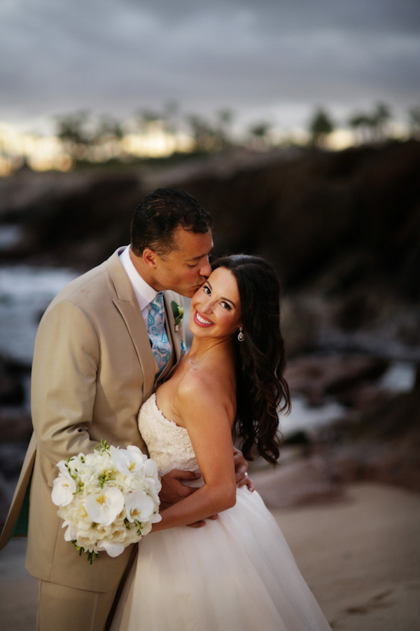 destination wedding in Cabo with photos by Chris + Lynn Photographers | via junebugweddings.com destination wedding in Cabo with photos by Chris + Lynn Photographers | via junebugweddings.com