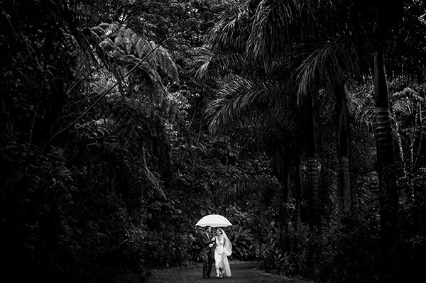 intimate destination wedding in Costa Rica, photos by Davina and Daniel | via junebugweddings.com intimate destination wedding in Costa Rica, photos by Davina and Daniel | via junebugweddings.com