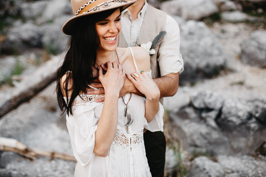 adventurous-austrian-lake-elopement-inspiration-12