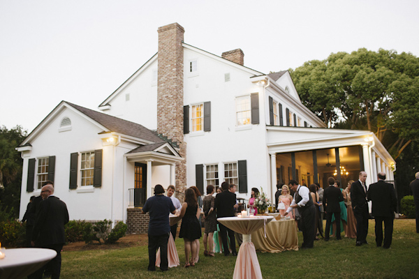 wedding at Legare Waring House in Charleston, South Carolina, photo by Paige Winn Photo | via junebugweddings.com wedding at Legare Waring House in Charleston, South Carolina, photo by Paige Winn Photo | via junebugweddings.com
