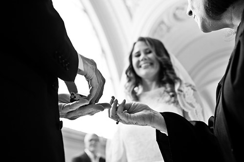 San Francisco City Hall Wedding by Nick Traverse Photography | via junebugweddings.com San Francisco City Hall Wedding by Nick Traverse Photography | via junebugweddings.com