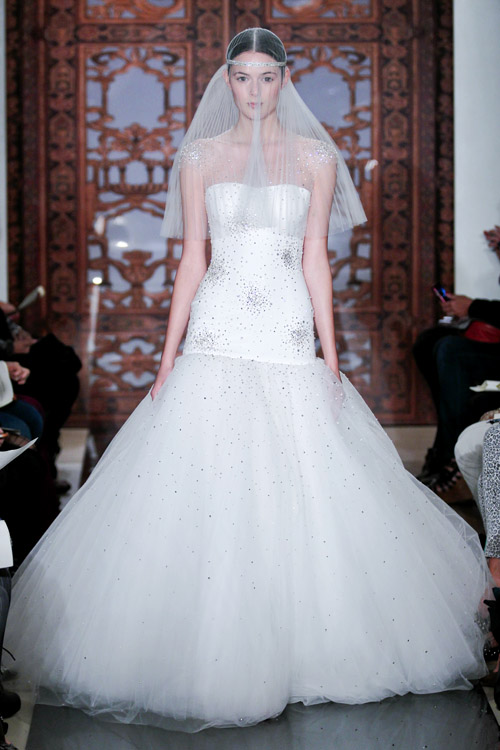 Glamorous Reem Acra wedding dress from her Fall 2013 collection | via junebugweddings.com Glamorous Reem Acra wedding dress from her Fall 2013 collection | via junebugweddings.com