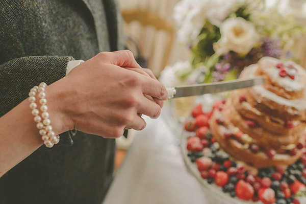 destination wedding in Ireland, photo by Savo Photography | via junebugweddings.com destination wedding in Ireland, photo by Savo Photography | via junebugweddings.com