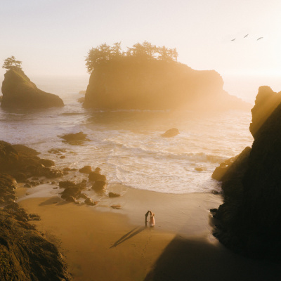 Golden hour engagement photo at the Southern Oregon Coast, USA