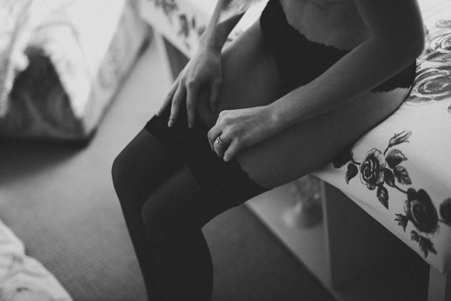 intimate-and-sweet-calgary-boudoir-session-2