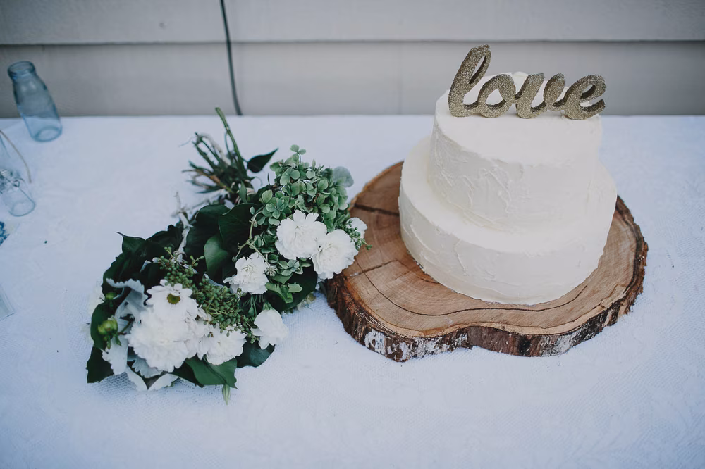 Elegant-Backyard-Wedding-Melbourne-Oli-Sansom (32 of 34)