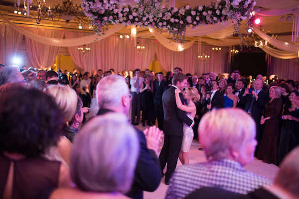 traditional romantic ballroom wedding at The Ritz Carlton, Washington D.C. with photos by Ira Lippke Studios | via junebugweddings.com traditional romantic ballroom wedding at The Ritz Carlton, Washington D.C. with photos by Ira Lippke Studios | via junebugweddings.com