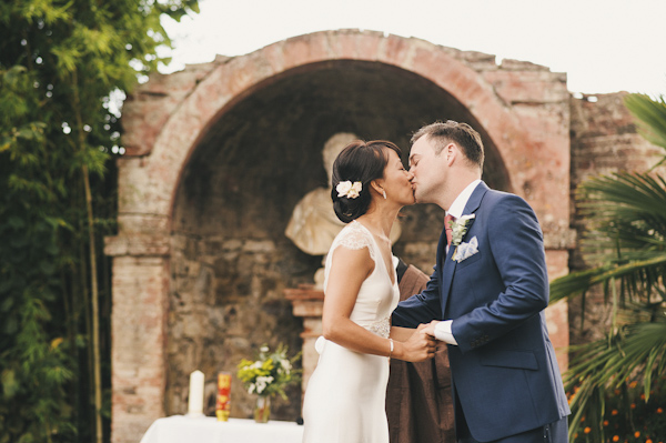 destination wedding in Sienna, Italy - photo by This Modern Love | via junebugweddings.com destination wedding in Sienna, Italy - photo by This Modern Love | via junebugweddings.com