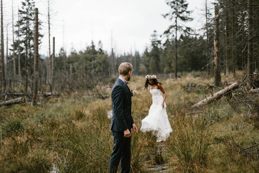 Dreamy-Wedding-Photo-Shoot-in-the-Rain-Kevin-Klein-2538