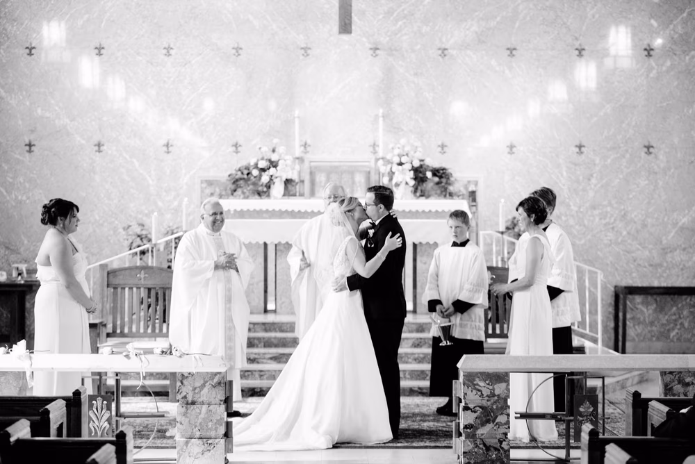 Lovely-Cleveland-Wedding-Springvale-Golf-Course-Jason-Thomas-Crocker (15 of 16)