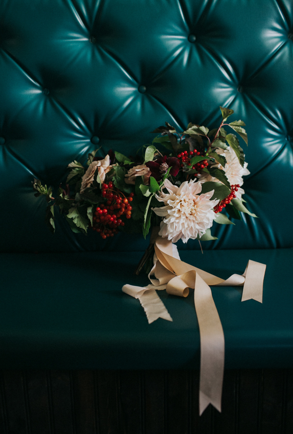 vintage-east-austin-wedding-inspiration-with-an-irish-twist-25