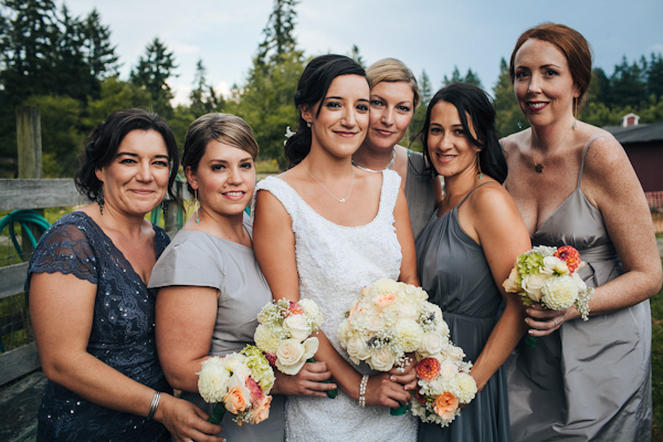 casual rustic wedding in Kent, Washington with photos by ANZA foto + film casual rustic wedding in Kent, Washington with photos by ANZA foto + film