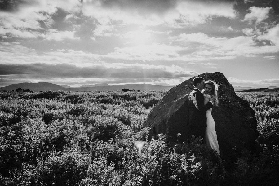 crazy-passionate-icelandic-wedding-adventure-maciej-suwalowski-15