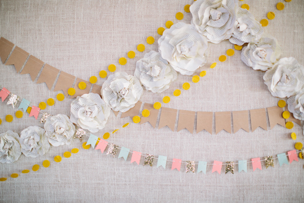 cheerful Texas wedding by Lavender Joy Weddings with photos by Taylor Lord Photography | via junebugweddings.com cheerful Texas wedding by Lavender Joy Weddings with photos by Taylor Lord Photography | via junebugweddings.com