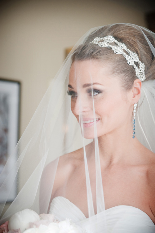 glamorous alexis hotel wedding, downtown seattle - photos by seattle wedding photographer Barbie Hull | JunebugWeddings.com glamorous alexis hotel wedding, downtown seattle - photos by seattle wedding photographer Barbie Hull | JunebugWeddings.com