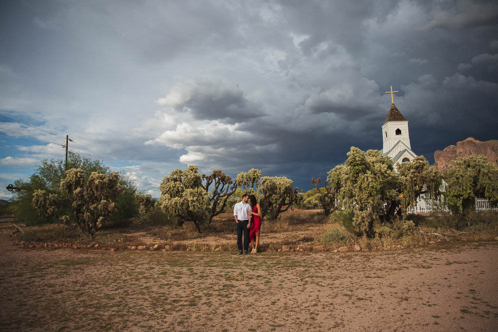 Steamy-Desert-Engagement-in-Phoenix-Nicole-Ashley-Photography (7 of 20)