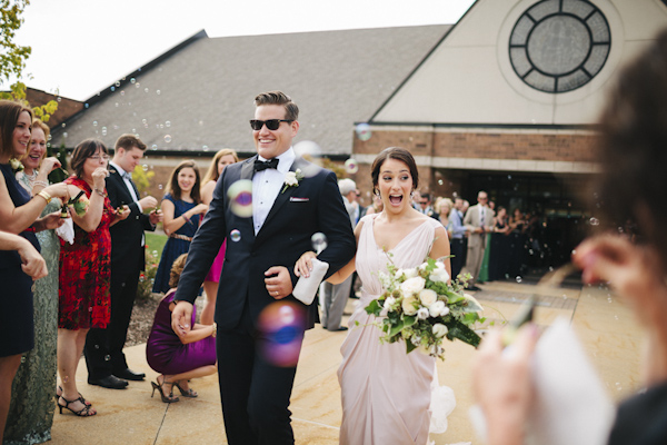 navy and pink garden wedding in Ohio, photo by Ely Brothers | via junebugweddings.com navy and pink garden wedding in Ohio, photo by Ely Brothers | via junebugweddings.com
