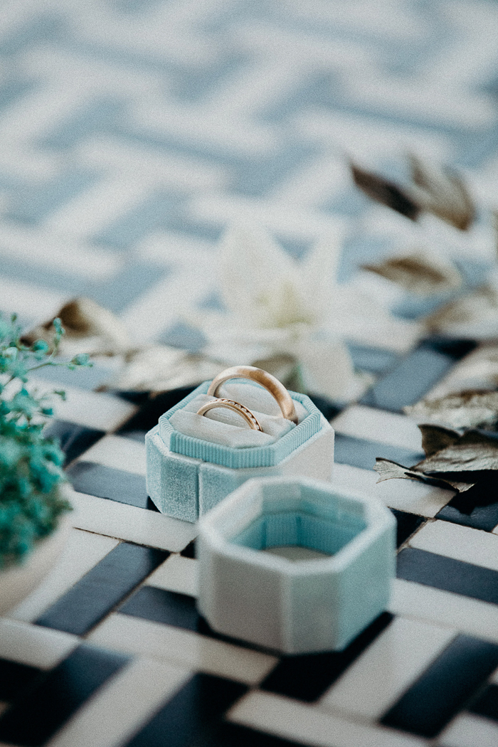 blue ring box