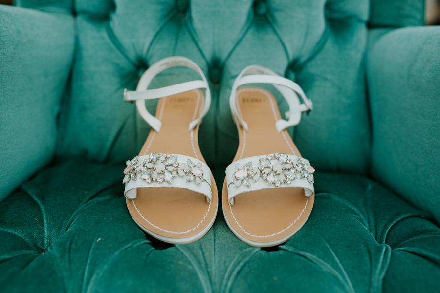 Grand Rapids Wedding Photographers. http://jamieandsarah.us
