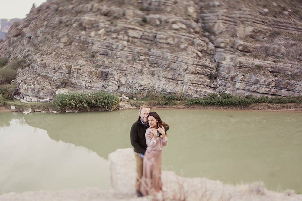 Desert-Engagement-Big-Bend-Shaun-Menary (21 of 25)