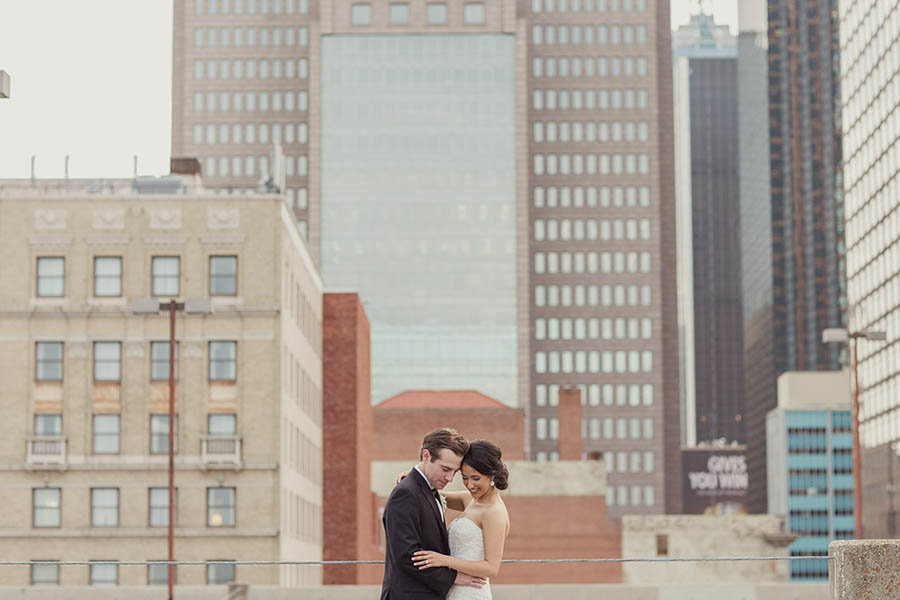 Modern-Classic-Wedding-at-The-Room-on-Main-Shaun-Menary-Photography-12