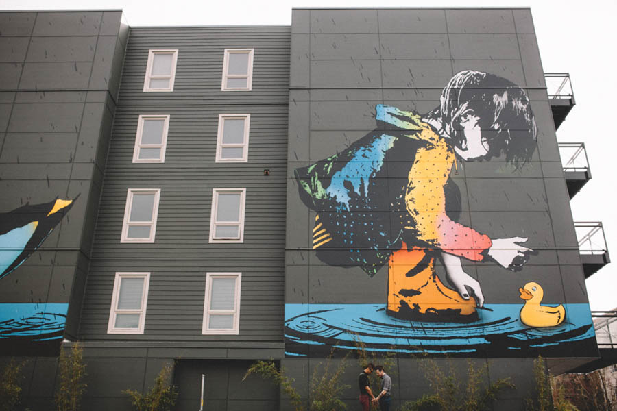 Sweetest-Seattle-Street-Art-Engagement-Julia-Kinnunen-Photography-34