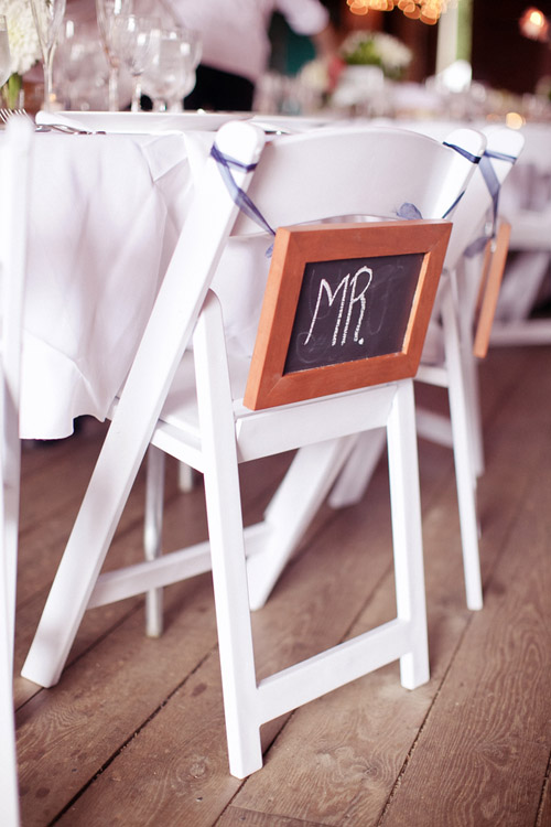 Rustic outdoor New Hampshire barn wedding - photo by Emily Delamater Photography | via junebugweddings.com Rustic outdoor New Hampshire barn wedding - photo by Emily Delamater Photography | via junebugweddings.com