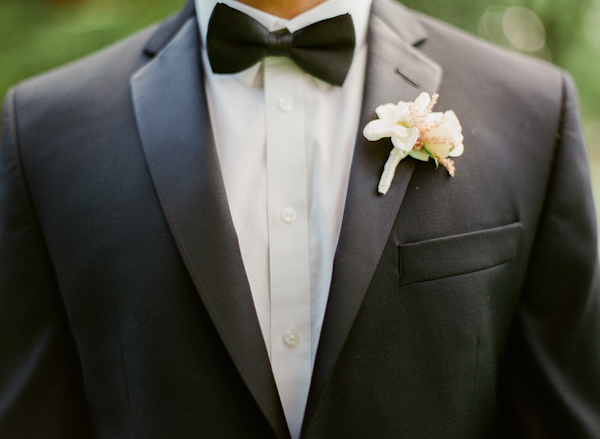 floral crown bridal style with photos from Taylor Lord Photography | via junebugweddings.com floral crown bridal style with photos from Taylor Lord Photography | via junebugweddings.com