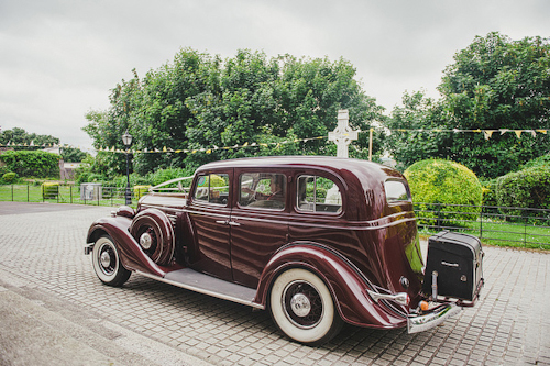 vintage garden wedding in Ireland, photos by This Modern Love photography | junebugweddings.com vintage garden wedding in Ireland, photos by This Modern Love photography | junebugweddings.com