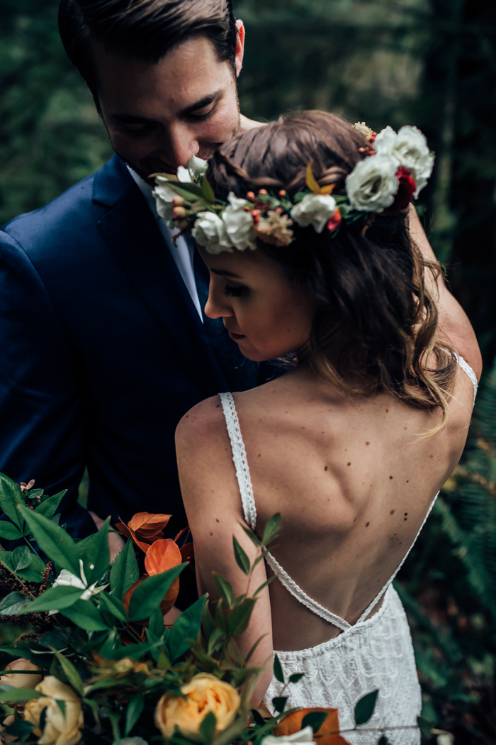 lush-rattlesnake-ridge-elopement-13