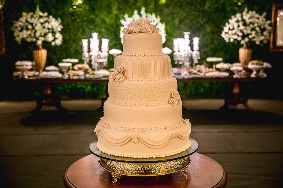 Luxurious-Brazilian-Wedding-at-Chacara-da-Lagoa-Tati-Pinho (23 of 28)